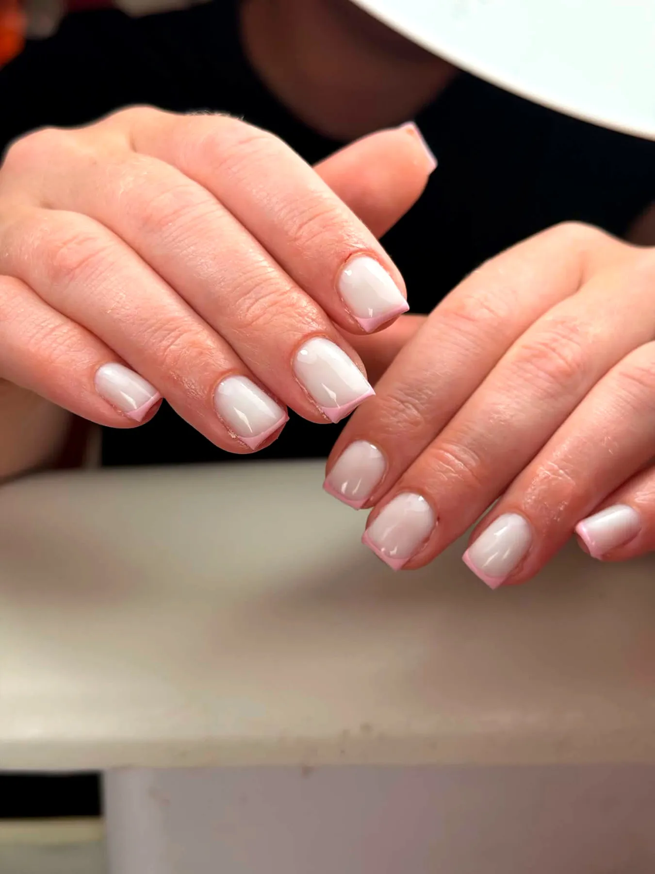 Réalisation ongles chez Louvéa — pose 12